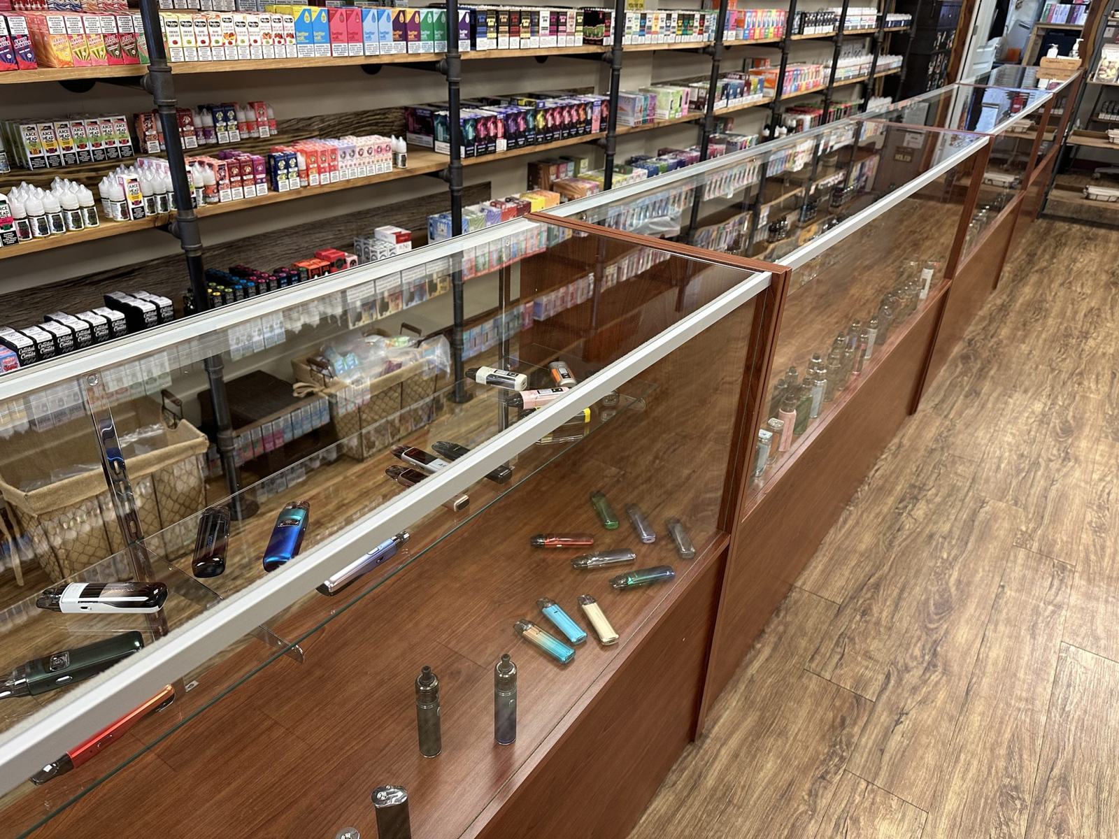 Glass counters of vaping hardware